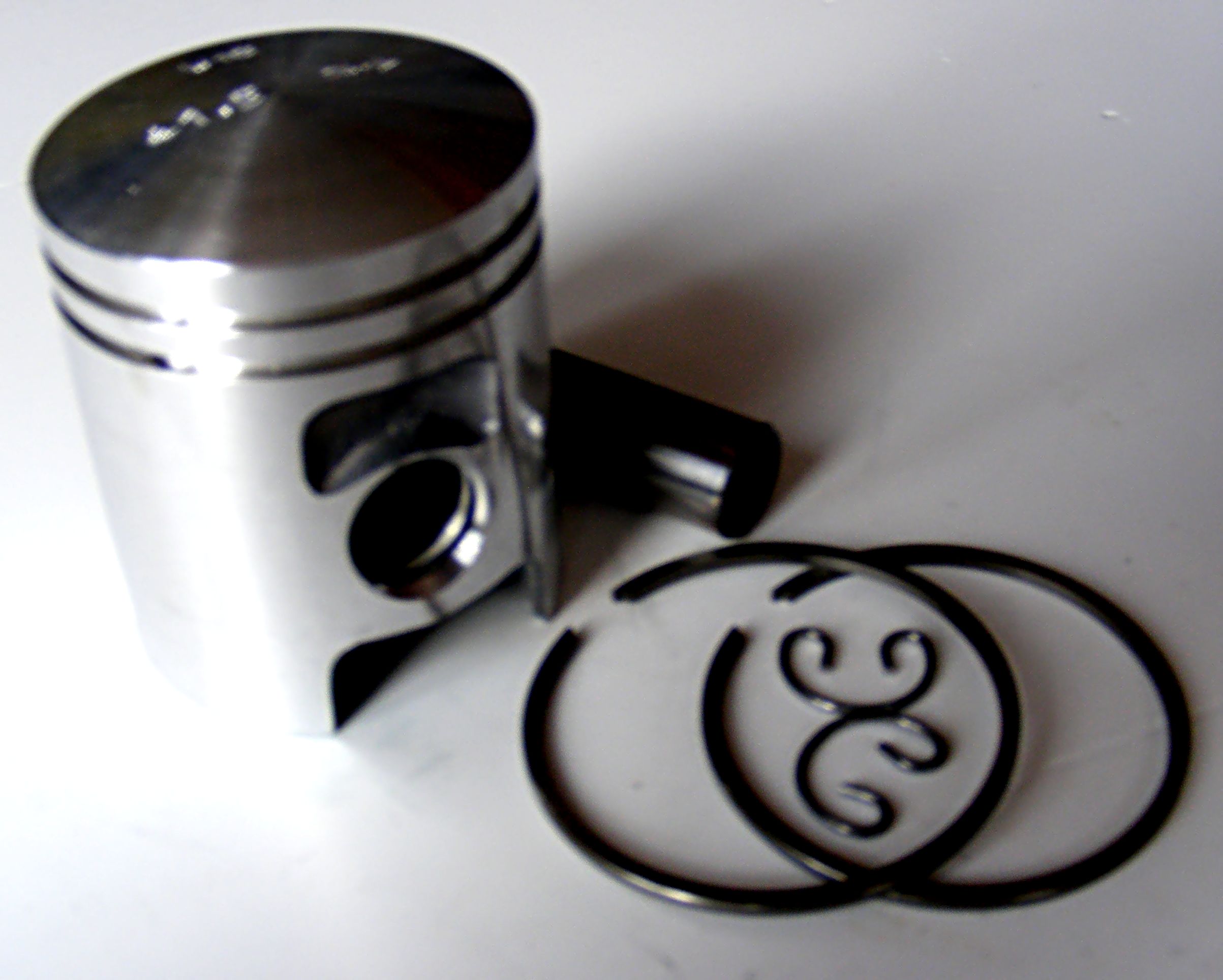 Piston Aprilia DI-TECH Injectie D42,5 4 Piston Aprilia DI-TECH Injectie D42,5-0