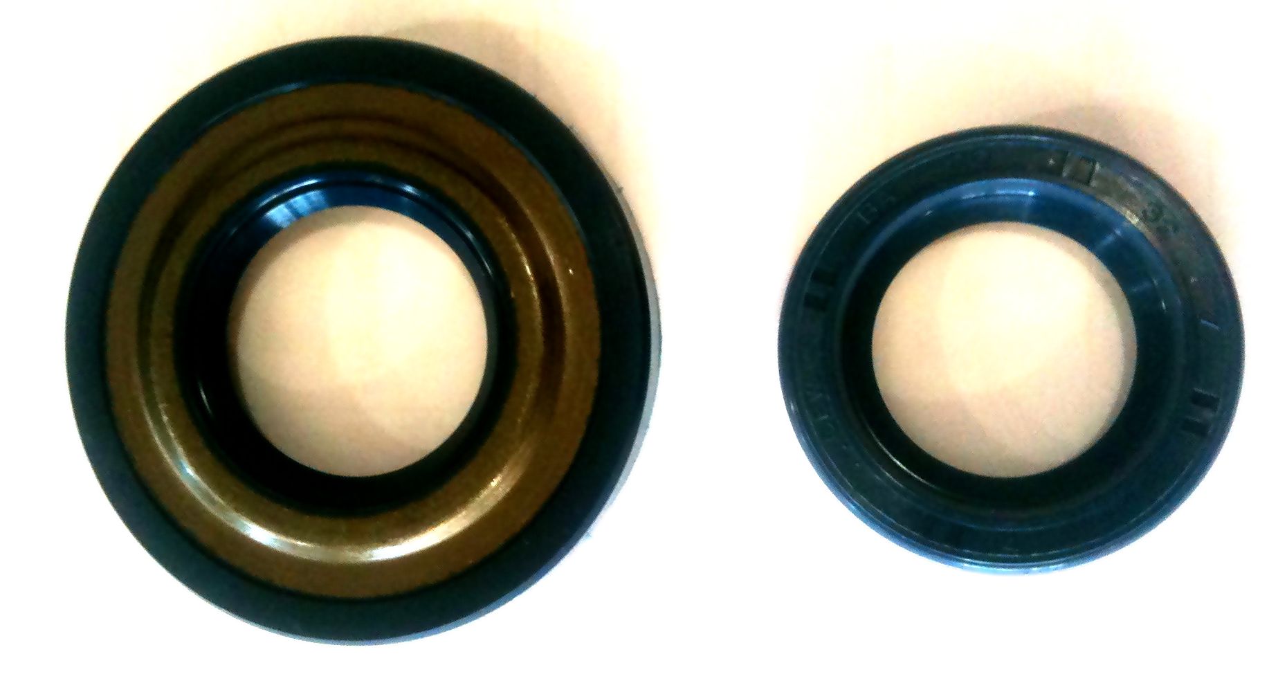 Set Simeringuri Piaggio Vespa 50/ Ape 50 4 Set Simeringuri Piaggio Vespa 50/ Ape 50-0