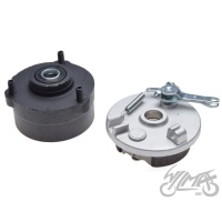 Butuc roată față stânga cu frână cu tambur – 3 șuruburi 2 Butuc roată față stânga cu frână cu tambur – 3 șuruburi